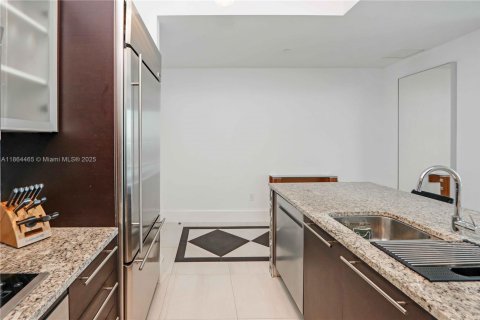 Copropriété à vendre à Miami, Floride: 2 chambres, 102.29 m2 № 1957791 - photo 13