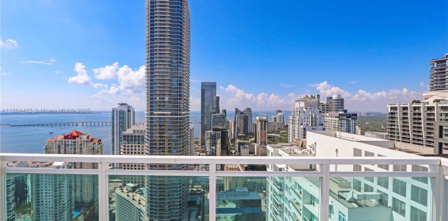 Condo à Miami, Floride, 2 chambres  № 1957791