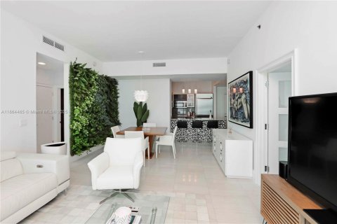 Copropriété à vendre à Miami, Floride: 2 chambres, 102.29 m2 № 1957791 - photo 8