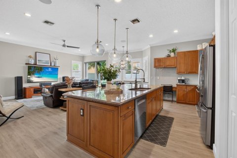 Villa ou maison à vendre à Lake Worth, Floride: 5 chambres, 277.5 m2 № 2428126 - photo 4