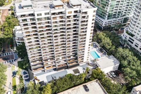 Condominio en Orlando, Florida, 2 dormitorios  № 2104757