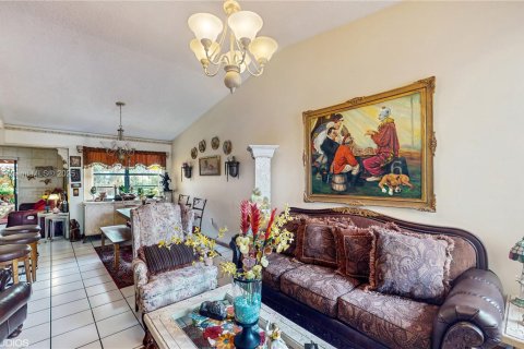 Купить таунхаус в Майами, Флорида 3 спальни, 124.49м2, № 2012320 - фото 7