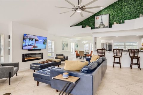 Villa ou maison à vendre à Davenport, Floride: 4 chambres, 257.62 m2 № 1540368 - photo 5
