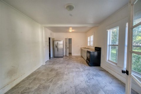 Casa en venta en Winter Haven, Florida, 5 dormitorios, 204.38 m2 № 2095352 - foto 6