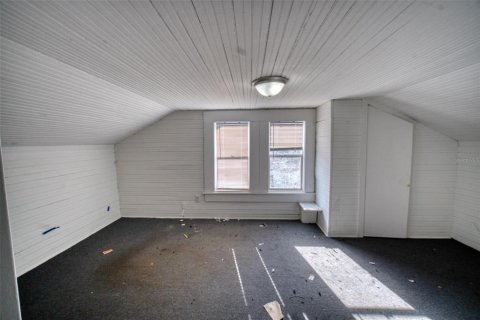 Casa en venta en Winter Haven, Florida, 5 dormitorios, 204.38 m2 № 2095352 - foto 11