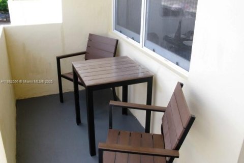 Copropriété à louer à Miami Beach, Floride: 1 chambre, 37.16 m2 № 1932238 - photo 12