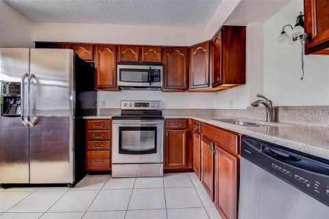 Condo in Clearwater, Florida, 2 bedrooms  № 1871116 - photo 10
