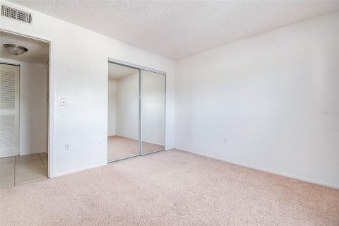 Condo in Clearwater, Florida, 2 bedrooms  № 1871116 - photo 23