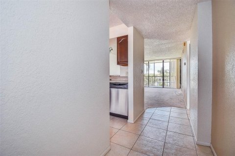 Condo in Clearwater, Florida, 2 bedrooms  № 1871116 - photo 8