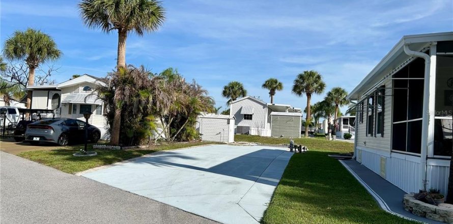 Land in Bowling Green, Florida № 2166592