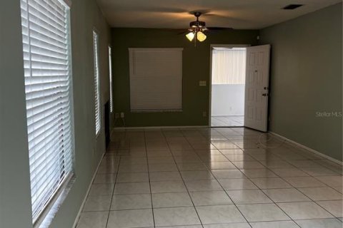 Copropriété à louer à Orlando, Floride: 2 chambres, 82.59 m2 № 1840583 - photo 4