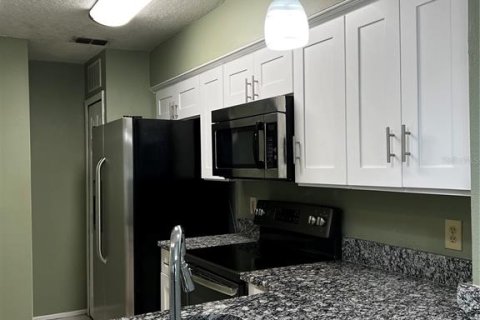 Copropriété à louer à Orlando, Floride: 2 chambres, 82.59 m2 № 1840583 - photo 10