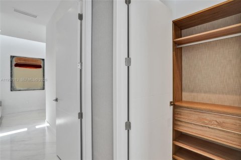 Adosado en venta en Aventura, Florida, 4 dormitorios, 357.58 m2 № 2011190 - foto 21