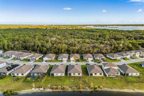 Villa ou maison à louer à North Fort Myers, Floride: 4 chambres, 171.87 m2 № 2101527 - photo 23