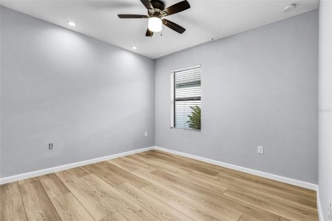 Villa ou maison à louer à North Fort Myers, Floride: 4 chambres, 171.87 m2 № 2101527 - photo 14