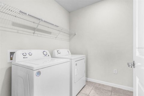 Villa ou maison à louer à North Fort Myers, Floride: 4 chambres, 171.87 m2 № 2101527 - photo 19