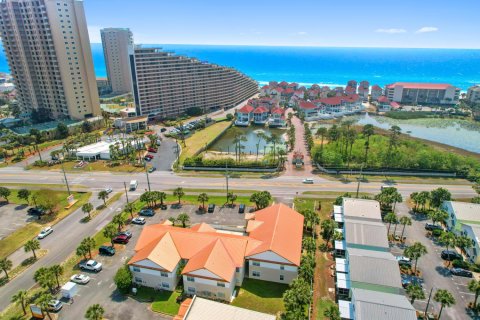 Condominio en venta en Miramar Beach, Florida, 1 dormitorio, 63.55 m2 № 560321 - foto 1