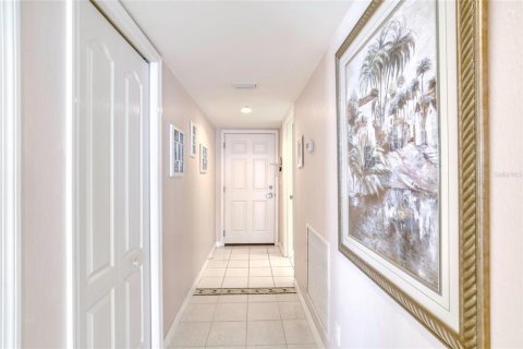 Condominio en venta en Daytona Beach, Florida, 3 dormitorios, 171.22 m2 № 1675245 - foto 5