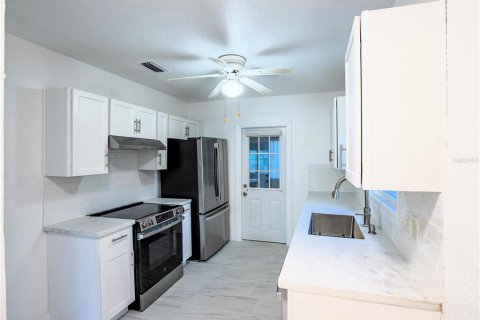 Villa ou maison à vendre à Clearwater, Floride: 3 chambres, 196.95 m2 № 2403010 - photo 5
