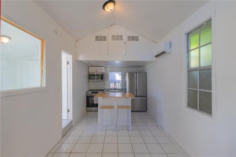 Villa ou maison à vendre à Clearwater, Floride: 3 chambres, 196.95 m2 № 2403010 - photo 14