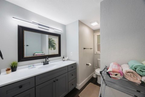 House in Tampa, Florida 3 bedrooms, 139.54 sq.m. № 1876251 - photo 21