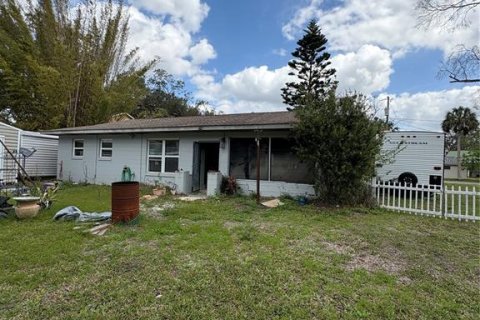 House in Yankeetown, Florida 2 bedrooms, 162.76 sq.m. № 1720731 - photo 16