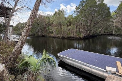 House in Yankeetown, Florida 2 bedrooms, 162.76 sq.m. № 1720731 - photo 7