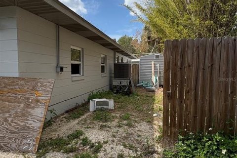 House in Yankeetown, Florida 2 bedrooms, 162.76 sq.m. № 1720731 - photo 21