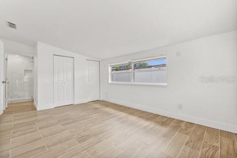 House in Tampa, Florida 3 bedrooms, 119.1 sq.m. № 1893847 - photo 13
