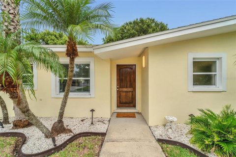 Casa en alquiler en Palm Harbor, Florida, 4 dormitorios, 140.47 m2 № 1905056 - foto 30