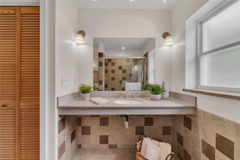 Casa en alquiler en Palm Harbor, Florida, 4 dormitorios, 140.47 m2 № 1905056 - foto 19