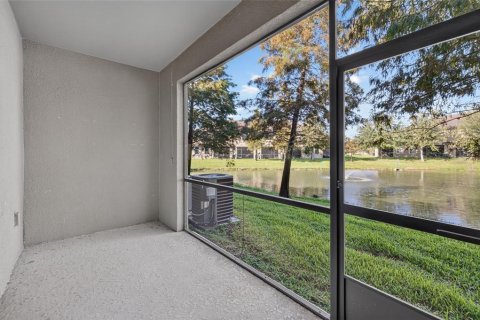 Townhouse in Clearwater, Florida 3 bedrooms, 134.15 sq.m. № 2379455 - photo 16