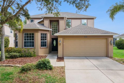 House in STONEYBROOK HILLS in Mount Dora, Florida 5 bedrooms, 261.43 sq.m. № 2349518