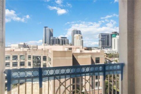 Condominio en venta en Fort Lauderdale, Florida, 2 dormitorios, 128.11 m2 № 1730609 - foto 3