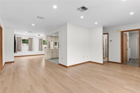 Villa ou maison à vendre à Spring Hill, Floride: 2 chambres, 106.37 m2 № 2199684 - photo 11