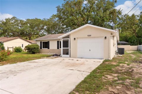 Villa ou maison à vendre à Spring Hill, Floride: 2 chambres, 106.37 m2 № 2199684 - photo 4