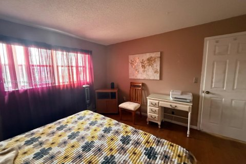 Снять в аренду кондоминиум в Санрайз, Флорида 2 спальни, 78.97м2, № 1975027 - фото 22