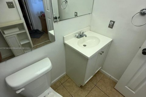 Снять в аренду кондоминиум в Санрайз, Флорида 2 спальни, 78.97м2, № 1975027 - фото 23