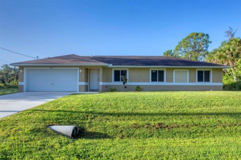 Villa ou maison à North Port, Floride 3 chambres, 108.7 m2 № 2096632