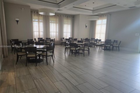 Villa ou maison à louer à Hialeah, Floride: 3 chambres, 154.96 m2 № 2172193 - photo 16