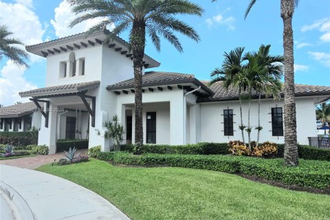 Villa ou maison à louer à Hialeah, Floride: 3 chambres, 154.96 m2 № 2172193 - photo 14