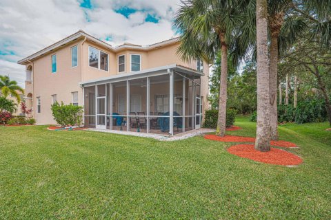 House in Port St. Lucie, Florida 3 bedrooms, 245.54 sq.m. № 2086373