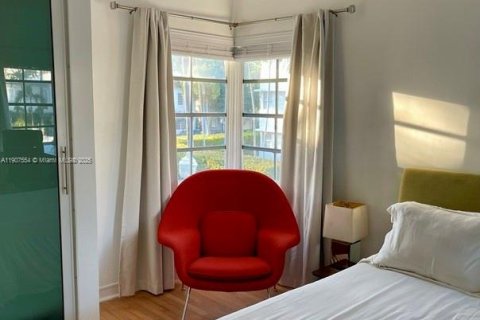 Снять в аренду кондоминиум в Майами-Бич, Флорида 1 спальня, 65.96м2, № 1964047 - фото 19