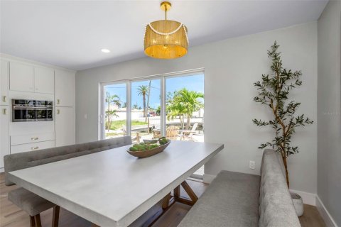 House in Bradenton, Florida 3 bedrooms, 135.27 sq.m. № 1845419 - photo 23