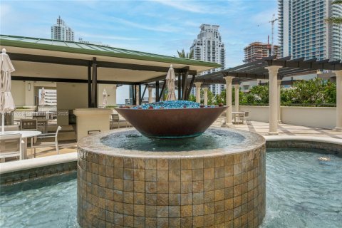Снять в аренду кондоминиум в Майами, Флорида 2 спальни, 98.85м2, № 1923848 - фото 27