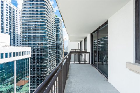 Снять в аренду кондоминиум в Майами, Флорида 2 спальни, 98.85м2, № 1923848 - фото 4