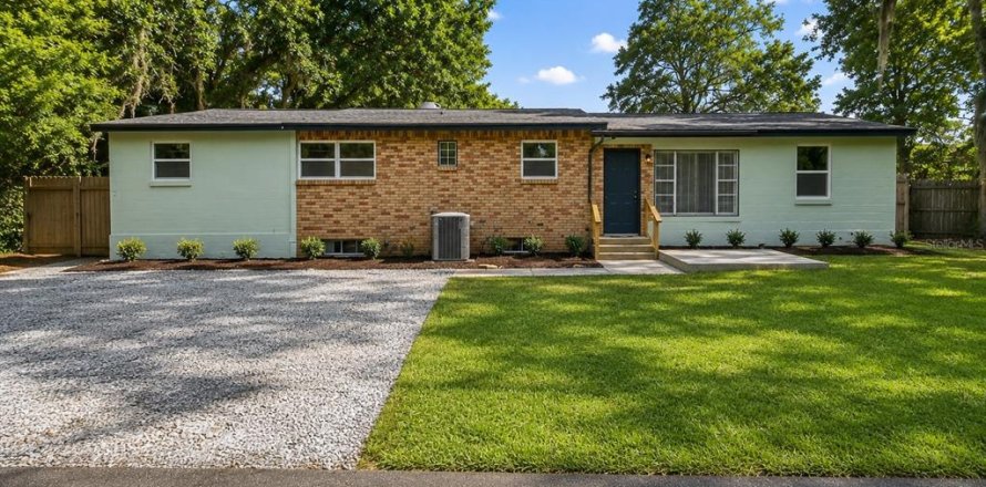 Casa en Jacksonville, Florida 4 dormitorios, 133.97 m2 № 2150178
