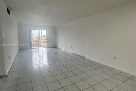 Снять в аренду кондоминиум в Хайалиа, Флорида 1 спальня, 85.01м2, № 2005316 - фото 12