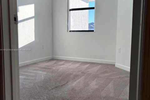 Townhouse in Homestead, Florida 3 bedrooms, 153.38 sq.m. № 1968255 - photo 26