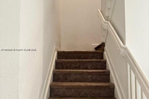 Townhouse in Homestead, Florida 3 bedrooms, 153.38 sq.m. № 1968255 - photo 21